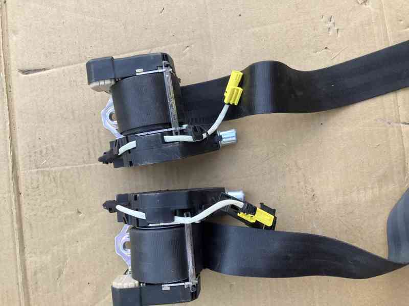 predni pasy vw caddy 15-20 - foto 11