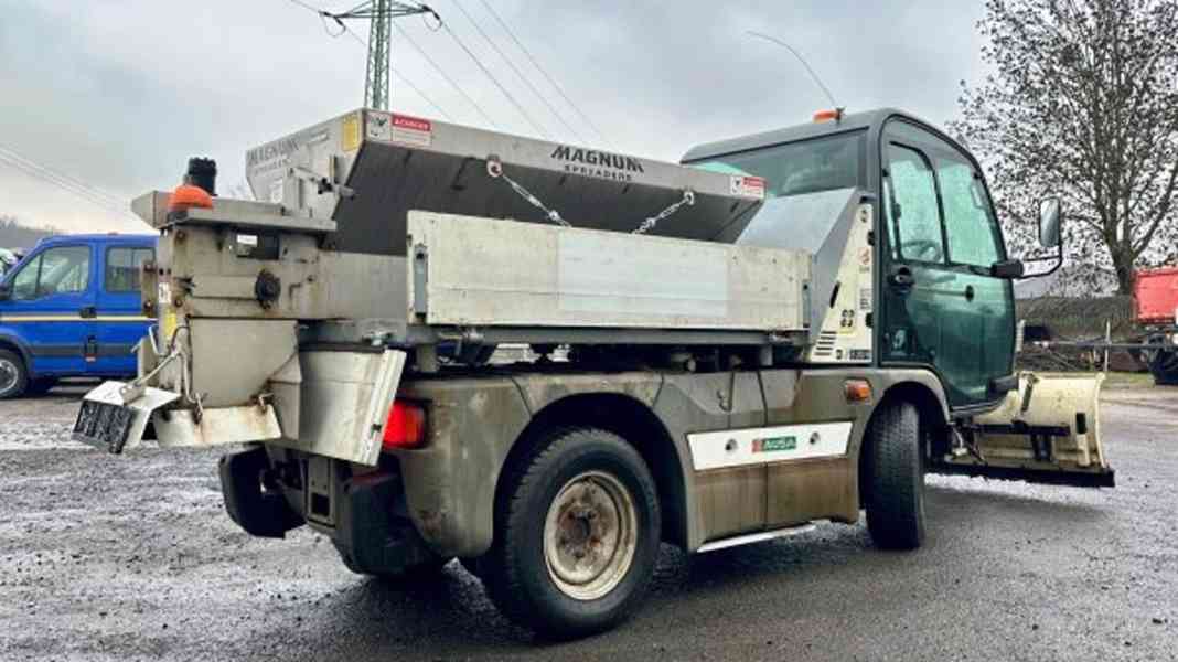 sypač + zameták AUSA 4x4 - foto 12