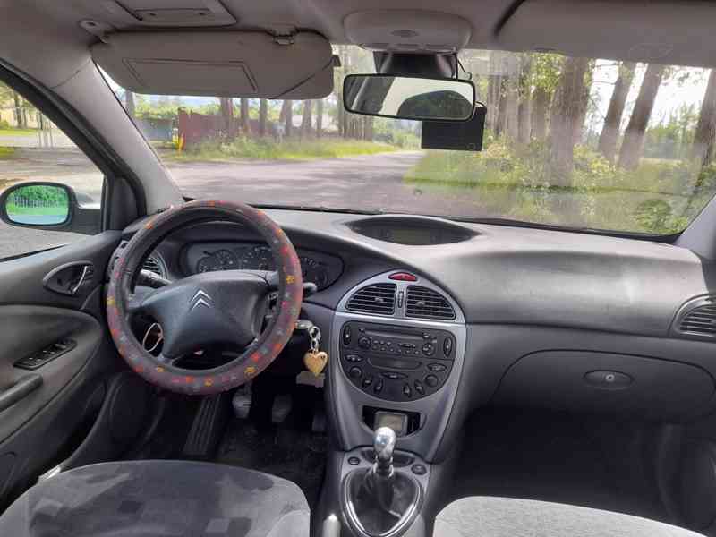 Citroën C5 2,2 HDi, RV 2004, TK 08/2027 po velkém servisu - foto 10