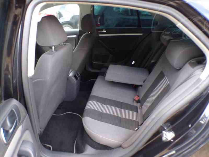 Volkswagen Jetta 1,4 TSI-HNED ODJÍŽDÍTE - foto 10