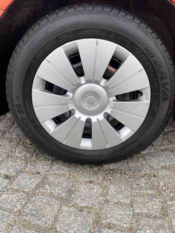 Škoda Fabia 1,2   HTP 44 kW, AMBIENTE, nová STK - foto 15