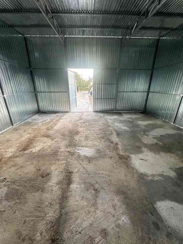 Plechova garáž Hala 7x8m -  Dvoukřídlá vrata - pozink TS853 - foto 3