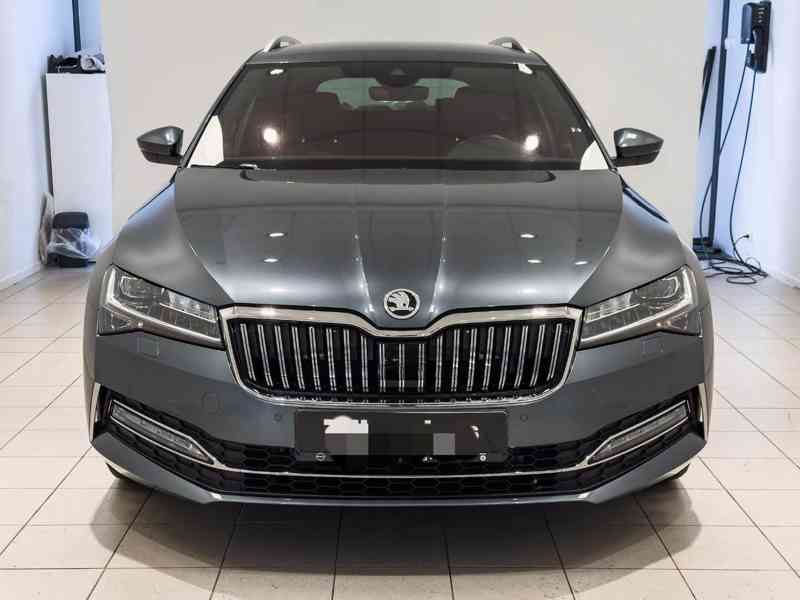 Škoda Superb Combi 2.0 TDI 190 k 4×4 DSG - foto 3