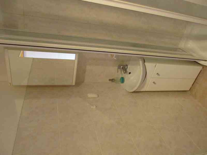 Pronajmu byt 1 + 0 (garsoniera 23 m2) - foto 5