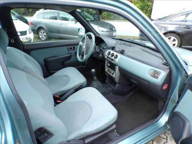 Nissan Micra 1,0 16V KLIMA,POSILOVAČ ŘÍZENÍ - foto 11