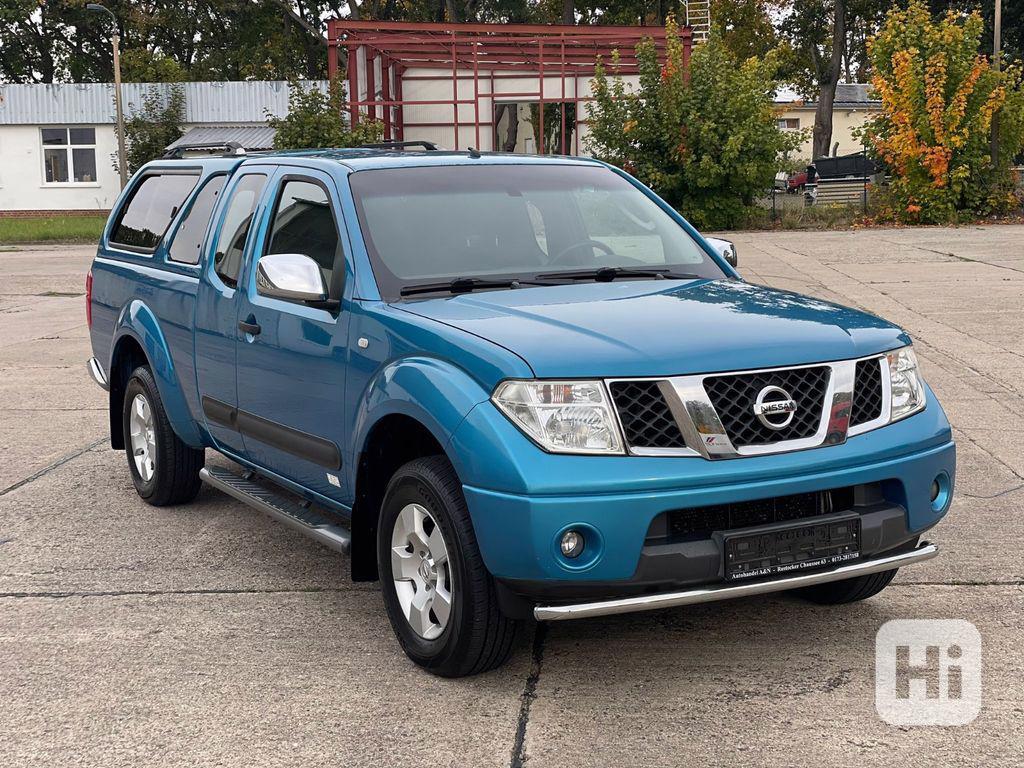 Nissan Navara 2,5 dCi King Cab Premium 128kw - foto 1