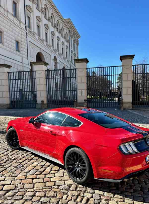 Ford Mustang, FORD Mustang Fastback 5.0  - foto 21
