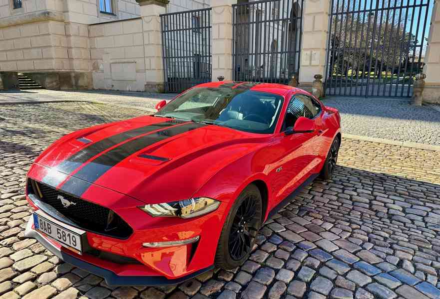 Ford Mustang, FORD Mustang Fastback 5.0  - foto 5