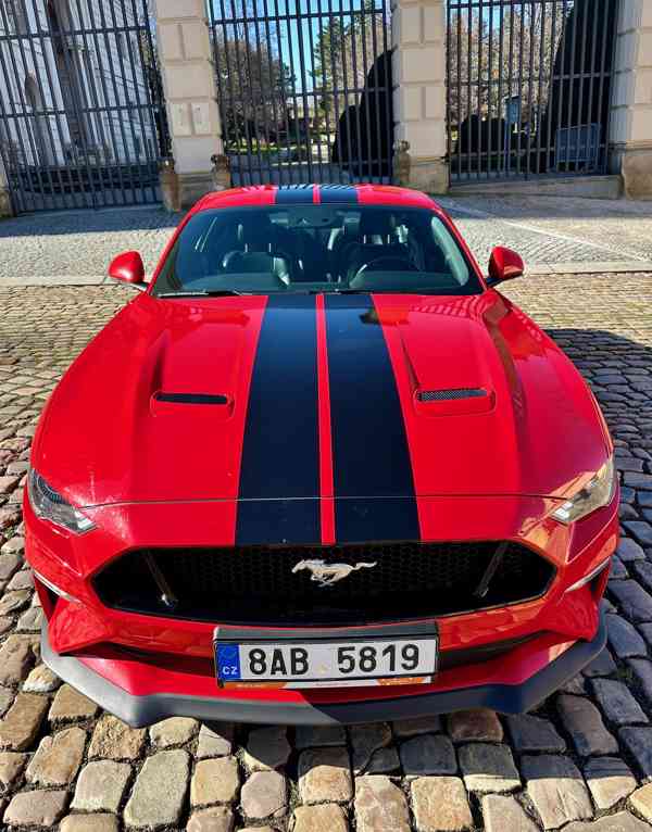 Ford Mustang, FORD Mustang Fastback 5.0  - foto 1
