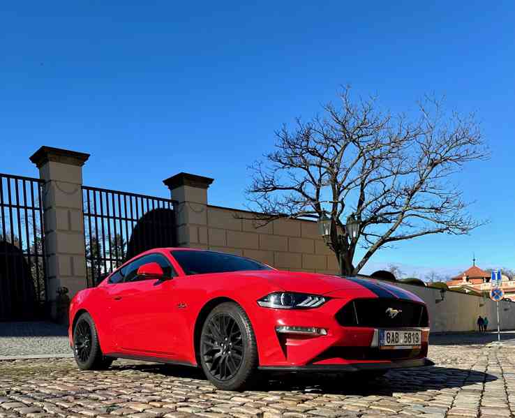 Ford Mustang, FORD Mustang Fastback 5.0  - foto 2