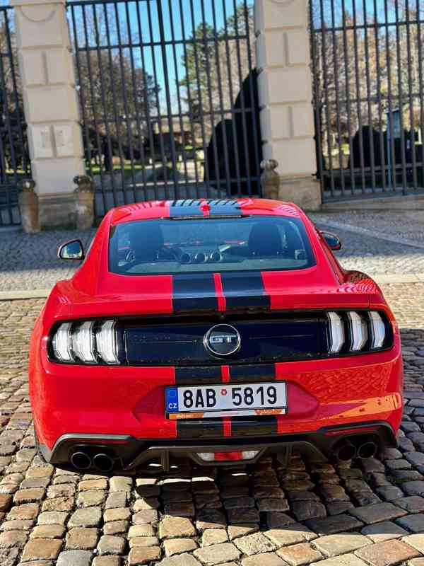 Ford Mustang, FORD Mustang Fastback 5.0  - foto 12