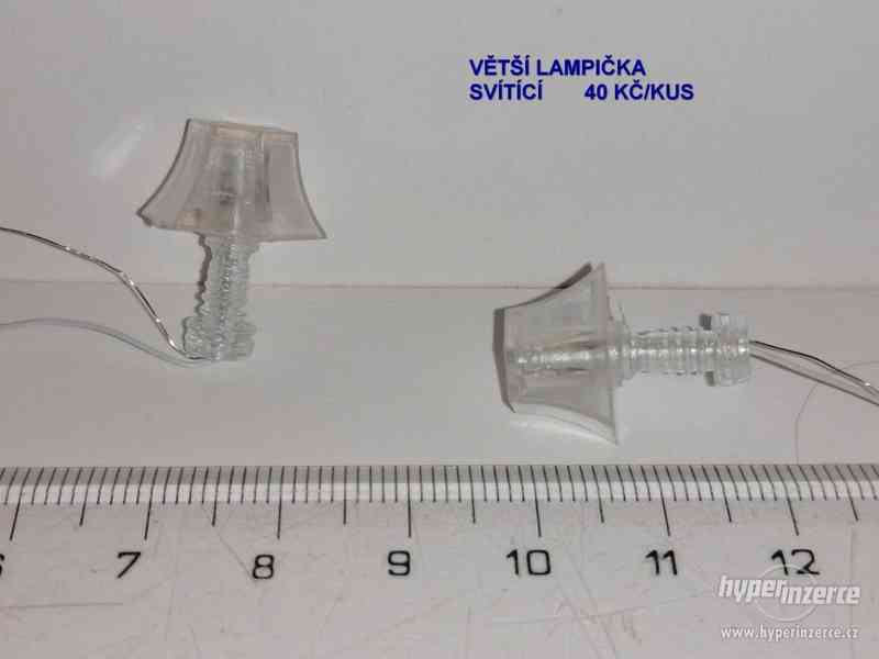 miniaturní lampička po zapojení svítící - foto 1