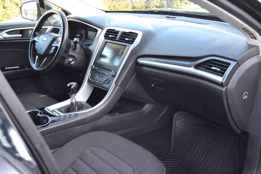 Ford Mondeo 2.0 TDCI 110kW Business kombi - foto 14