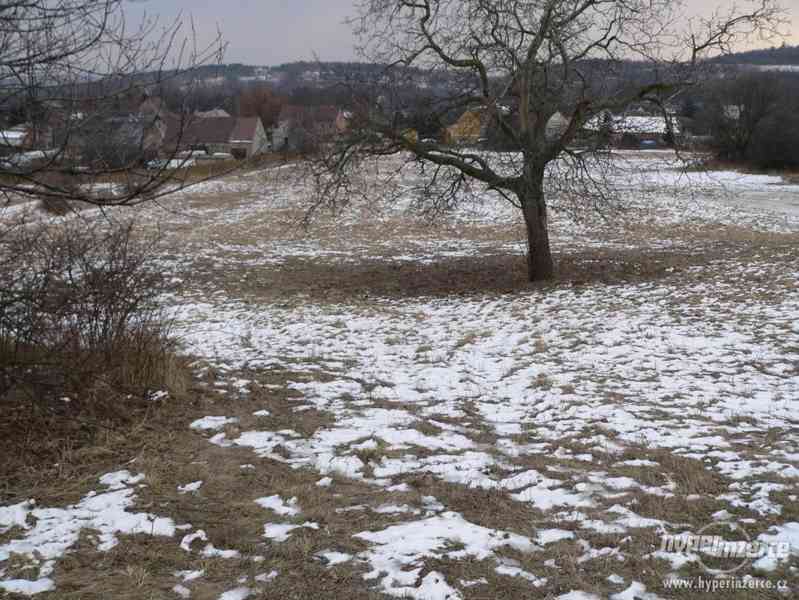 Prodám pozemky u Chomutova - foto 4