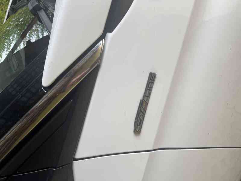peugeot⁠  ⁠5008⁠  ⁠gt line⁠  ⁠7 mist⁠  ⁠suv⁠ - foto 11