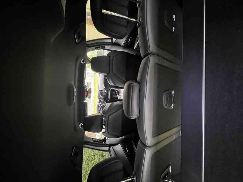 peugeot⁠  ⁠5008⁠  ⁠gt line⁠  ⁠7 mist⁠  ⁠suv⁠ - foto 6