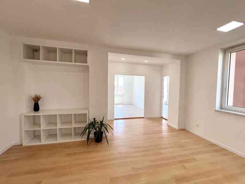 Pronájem bytu 3+1 65m2 - foto 3