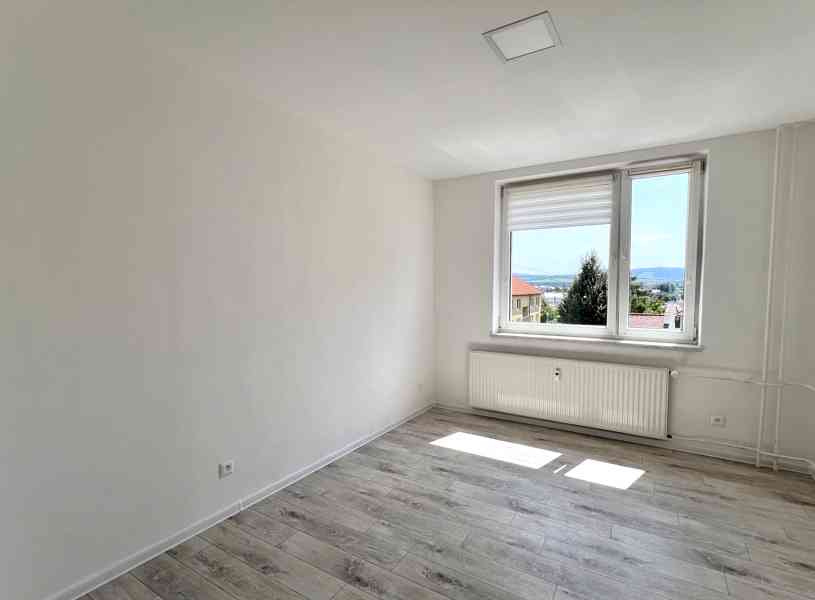 Pronájem bytu 3+1 65m2 - foto 7