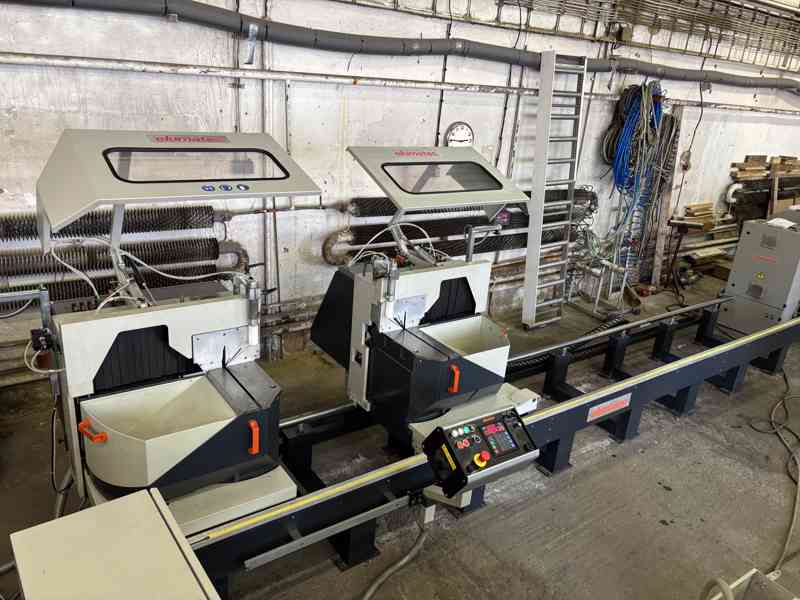 elumatec DG 104/01  Dvoukotoučová pila   - foto 3