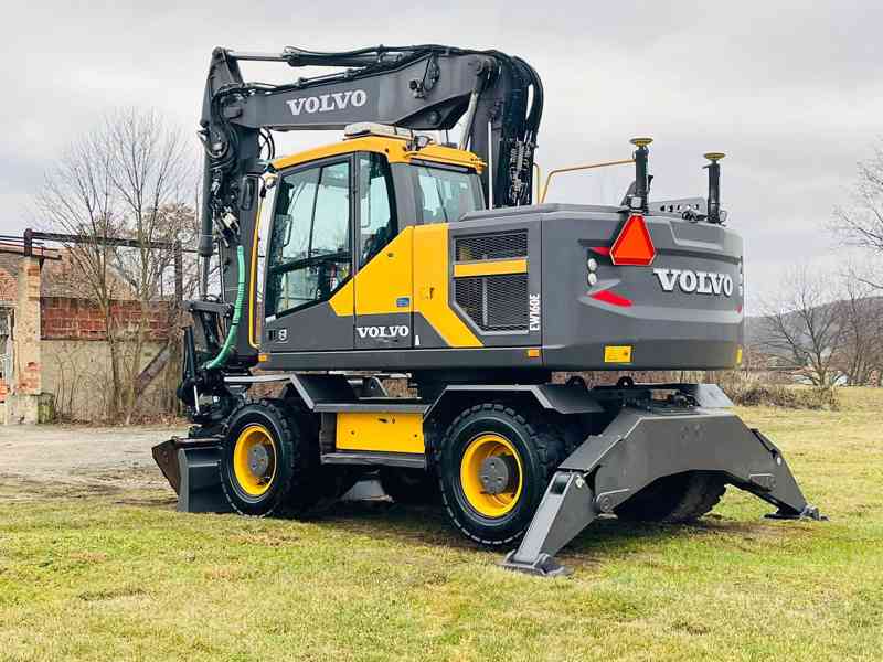 Kolové rypadlo Volvo EW160E (Možnost leasingu) - foto 3