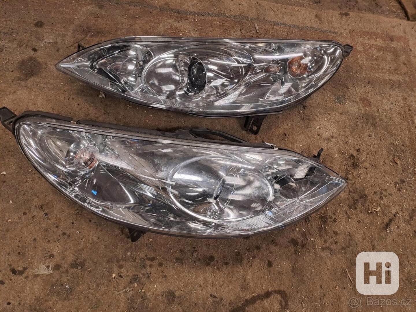 Přední světla Peugeot 407 Nová, Cena je za 1 kus 1800kč.K vy - foto 1
