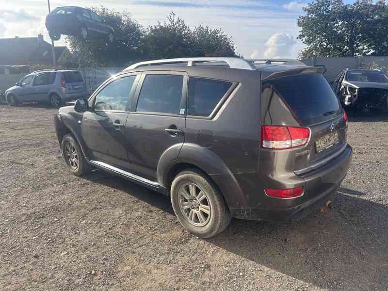 Citroen C-crosser 2,4i 125KW prodám náhradní díly - foto 4