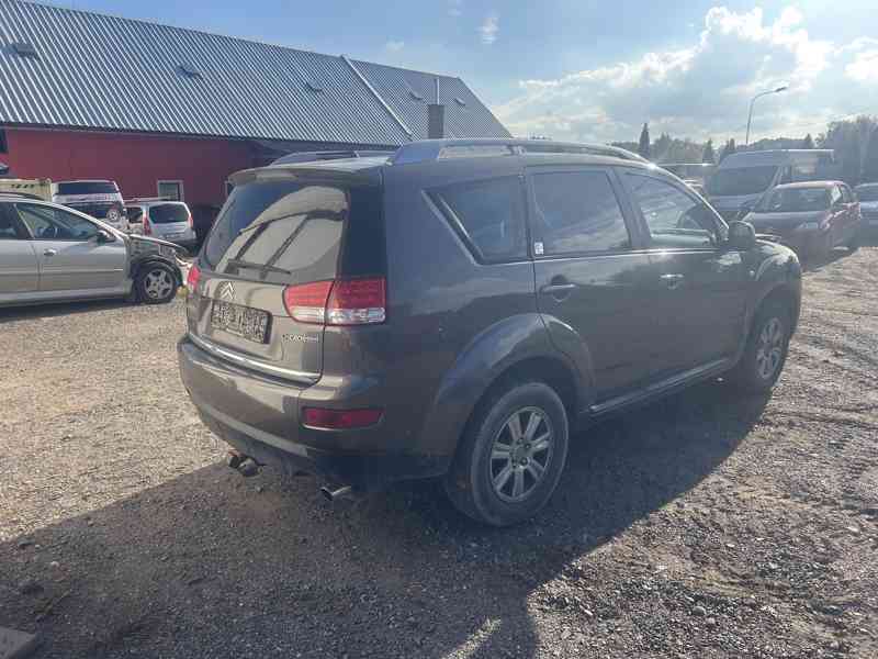 Citroen C-crosser 2,4i 125KW prodám náhradní díly - foto 3
