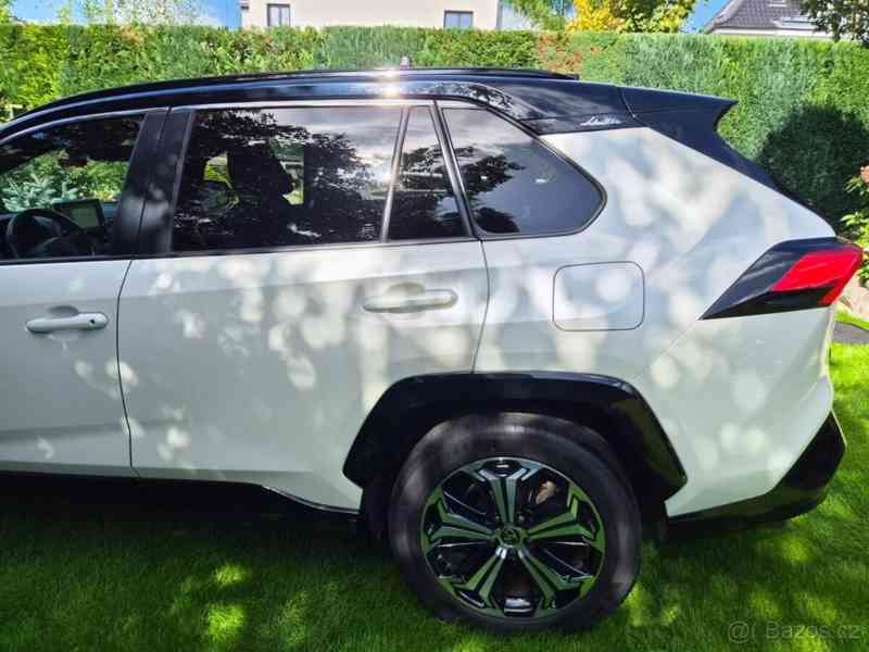 Toyota RAV4 TOVÁRNÍ ZÁRUKA 2027, PHEV - foto 12