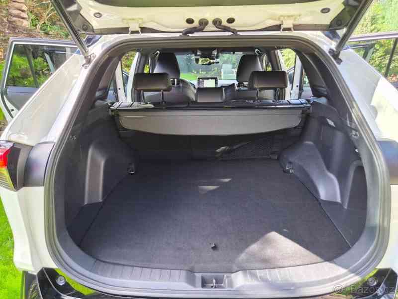 Toyota RAV4 TOVÁRNÍ ZÁRUKA 2027, PHEV - foto 9