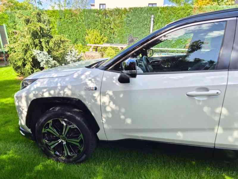 Toyota RAV4 TOVÁRNÍ ZÁRUKA 2027, PHEV - foto 13