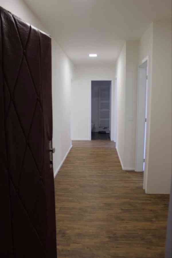 Pronájem bytu 3+kk v klidné části Příbrami - foto 2