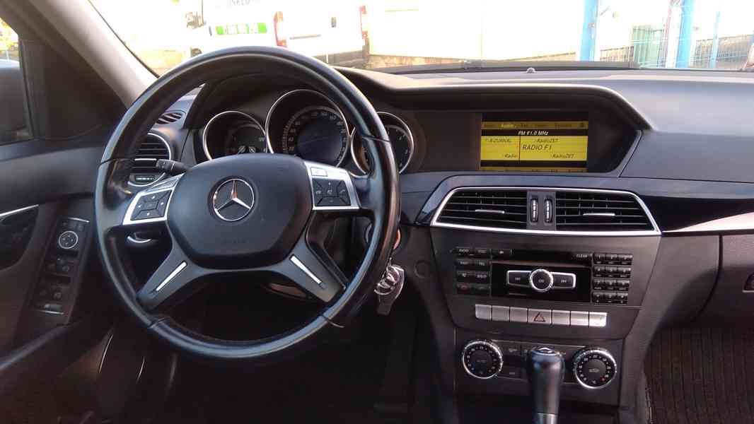 MERCEDES Benz C180CDI Avantgarde ČR  1.maj DPH - foto 22