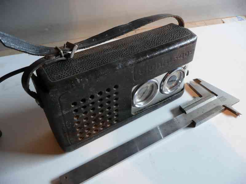 Starožitná tranzistorová radia - foto 5