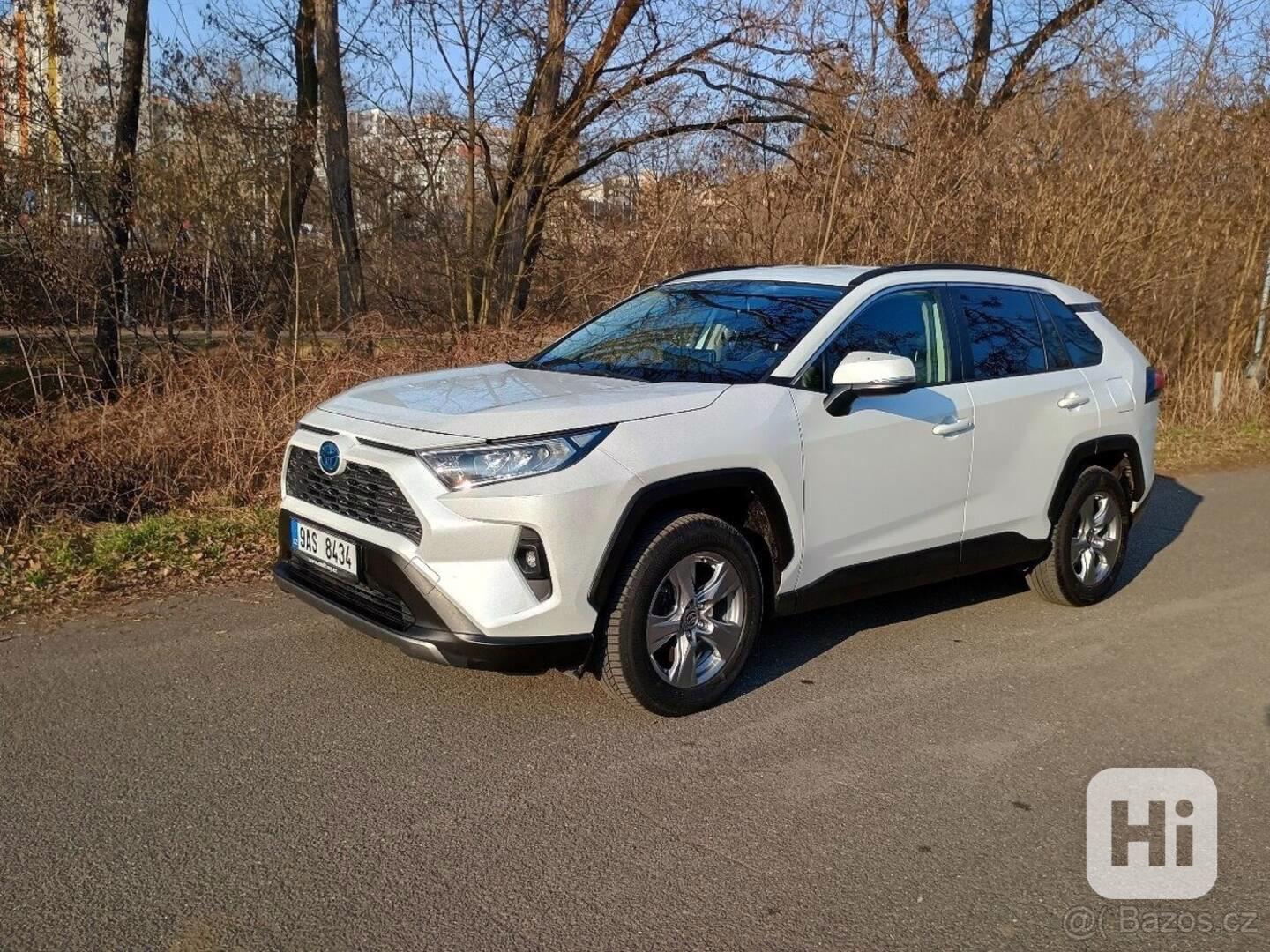 Toyota RAV4 2,5 - foto 1