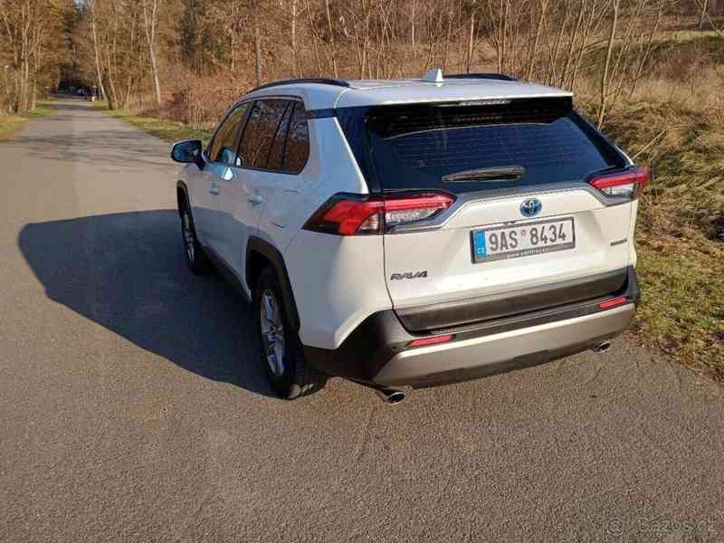 Toyota RAV4 2,5 - foto 6