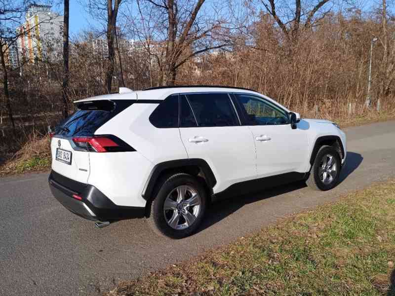 Toyota RAV4 2,5 - foto 3