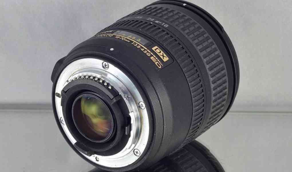 Nikon AF-S DX Nikkor 18-70mm f/3.5-4.5 G ED * - foto 3