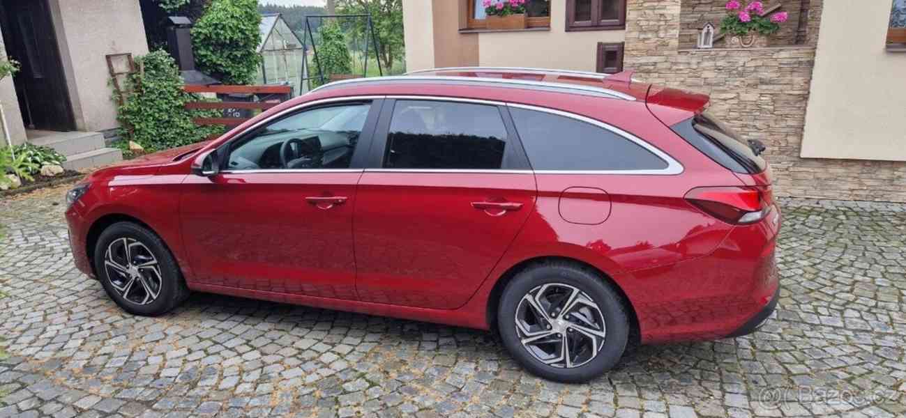 Hyundai i30 1,5 - foto 2