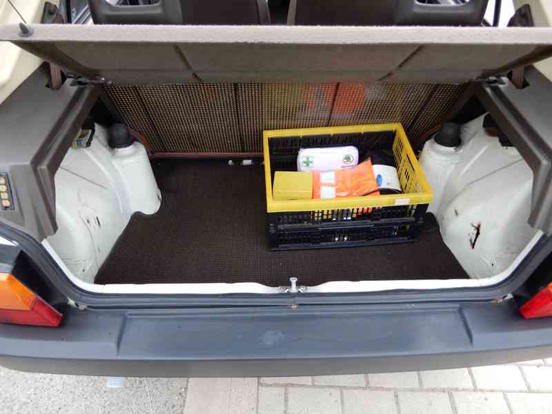 Škoda Favorit 135L, 1990, najeto 26.500km - foto 13