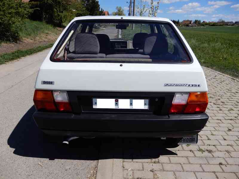 Škoda Favorit 135L, 1990, najeto 26.500km - foto 5