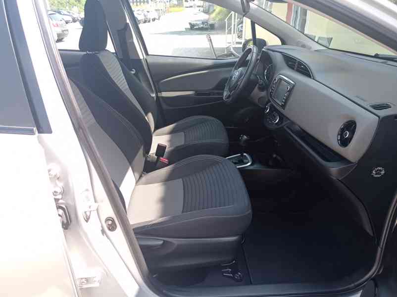 Toyota Yaris 1.5 Hybrid 74kW Automat/1maj - foto 20