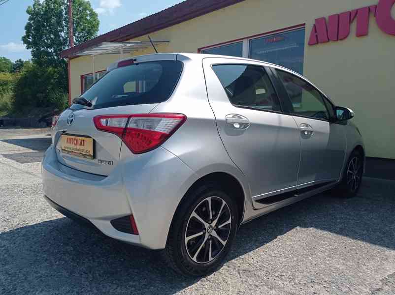 Toyota Yaris 1.5 Hybrid 74kW Automat/1maj - foto 3