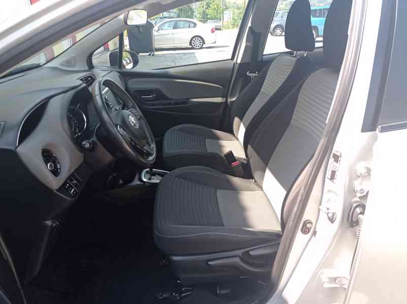 Toyota Yaris 1.5 Hybrid 74kW Automat/1maj - foto 11