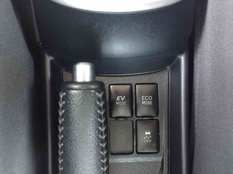 Toyota Yaris 1.5 Hybrid 74kW Automat/1maj - foto 43