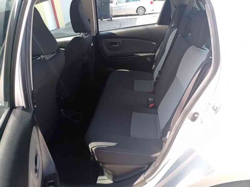 Toyota Yaris 1.5 Hybrid 74kW Automat/1maj - foto 13