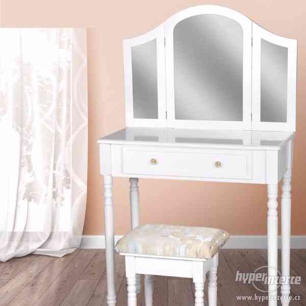 Toaletní stolek bílý s taburetem a velkým zrcadle - foto 1