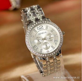 Dámské luxusní řetízkové hodinky značky GENEVA - foto 1