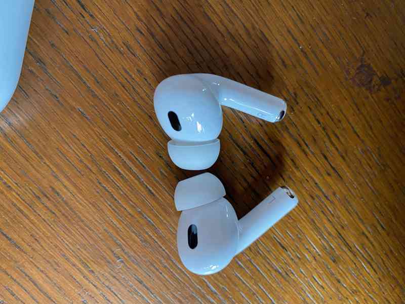 AirPods Pro 2generace - foto 2