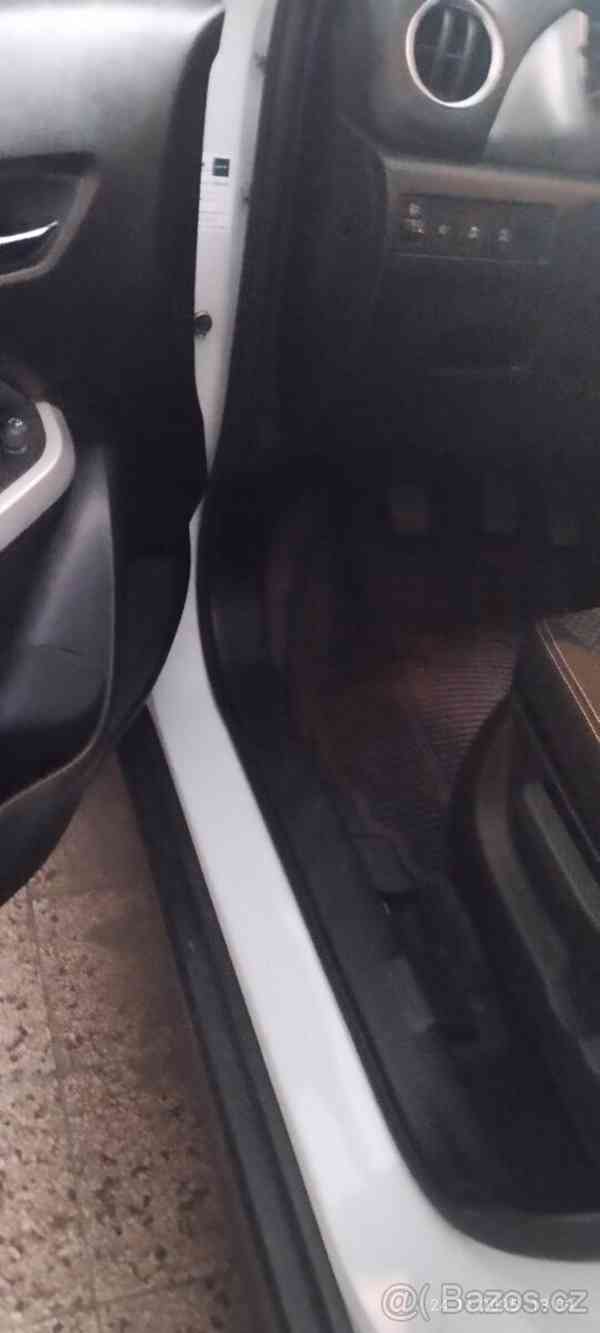Suzuki Vitara 1,6   Comfort 4x2 , 88 kW, benzín - foto 4