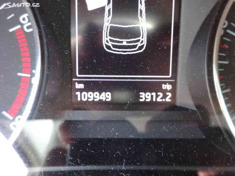 Škoda Fabia 1.2 TSI r.v.2015 (81 kw) 1.Maj.serv.kníž.ČR - foto 7